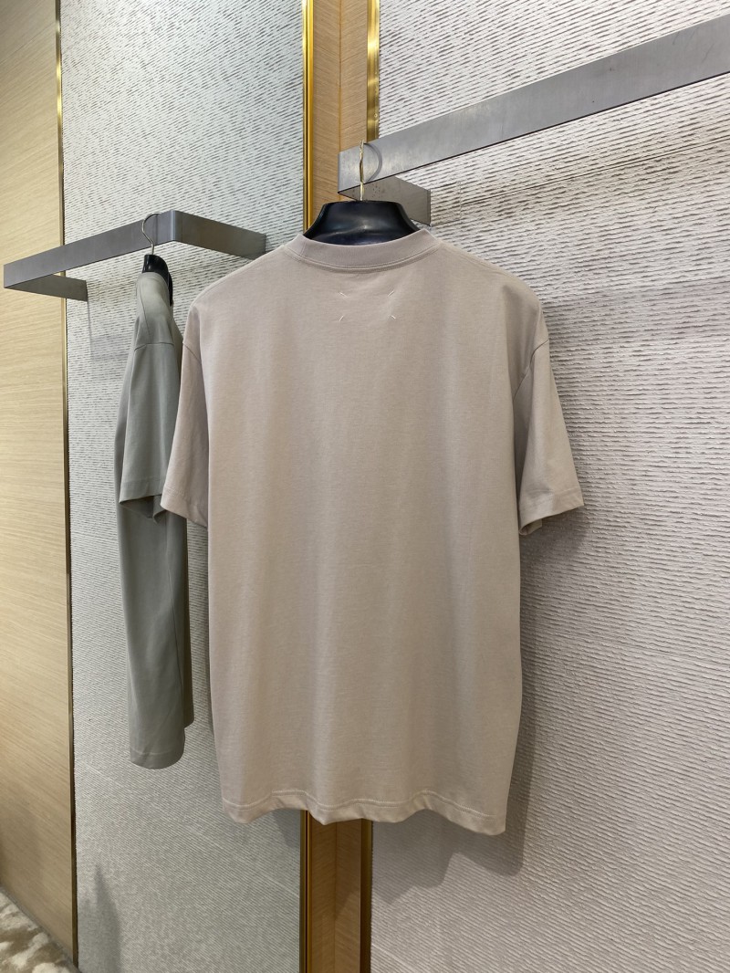 Maison Margiela Digital Embroidery Four Corner Stitch Short Sleeve T-Shirt Khaki 6