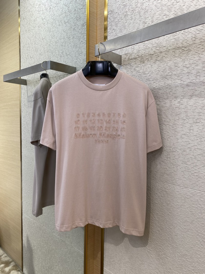 Maison Margiela Digital Embroidery Four Corner Stitch Short Sleeve T-Shirt almond 4