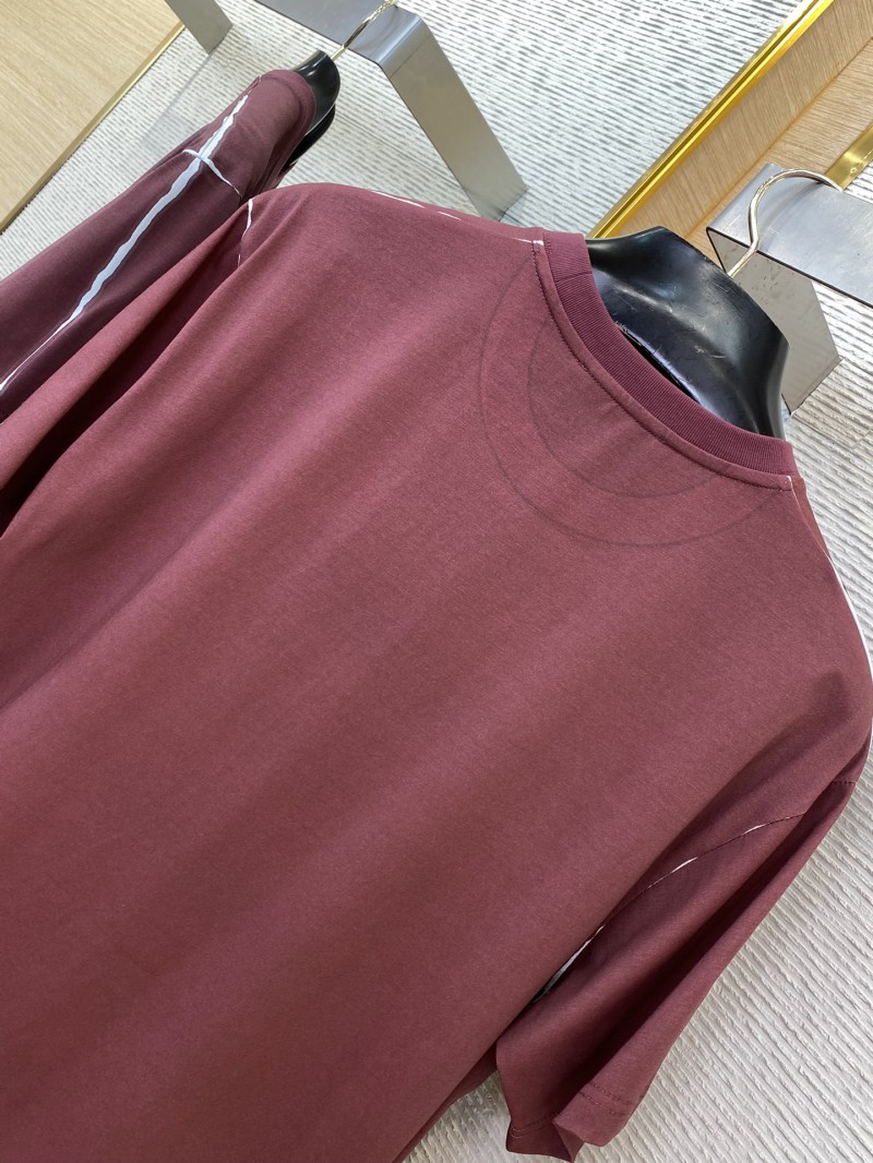 Gucci White Trim Spray Colour Round Neck Short Sleeve T-Shirt Red 7