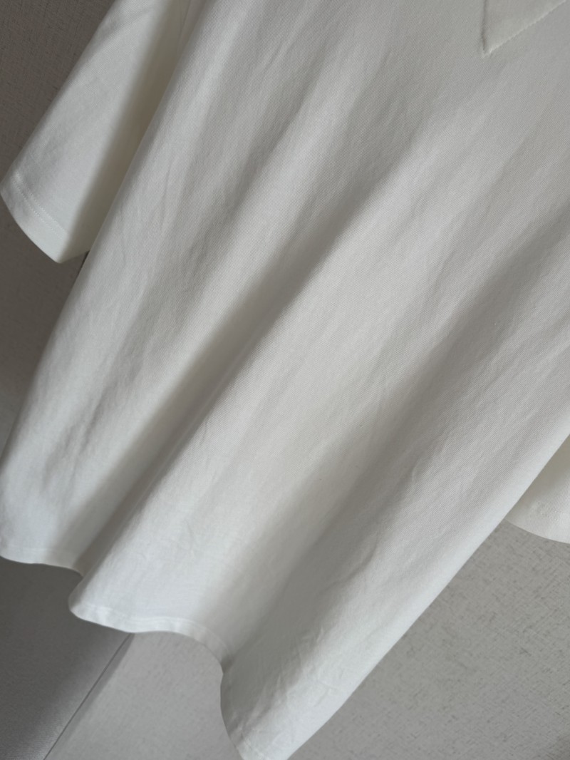 Bottega Veneta Pocket Studded Round Neck Short Sleeve White 5