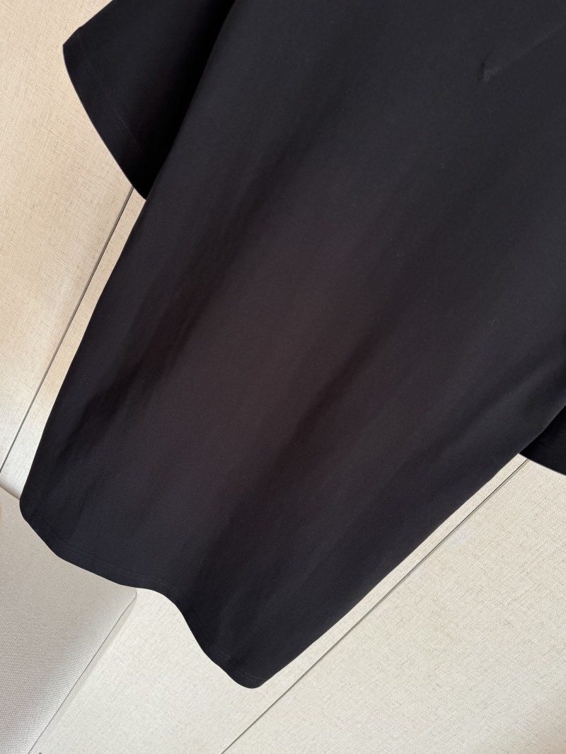 Bottega Veneta Pocket Studded Round Neck Short Sleeve Black 5