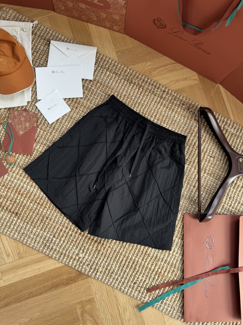 Bottega Veneta Diamond Pleated Casual Shorts Black 6