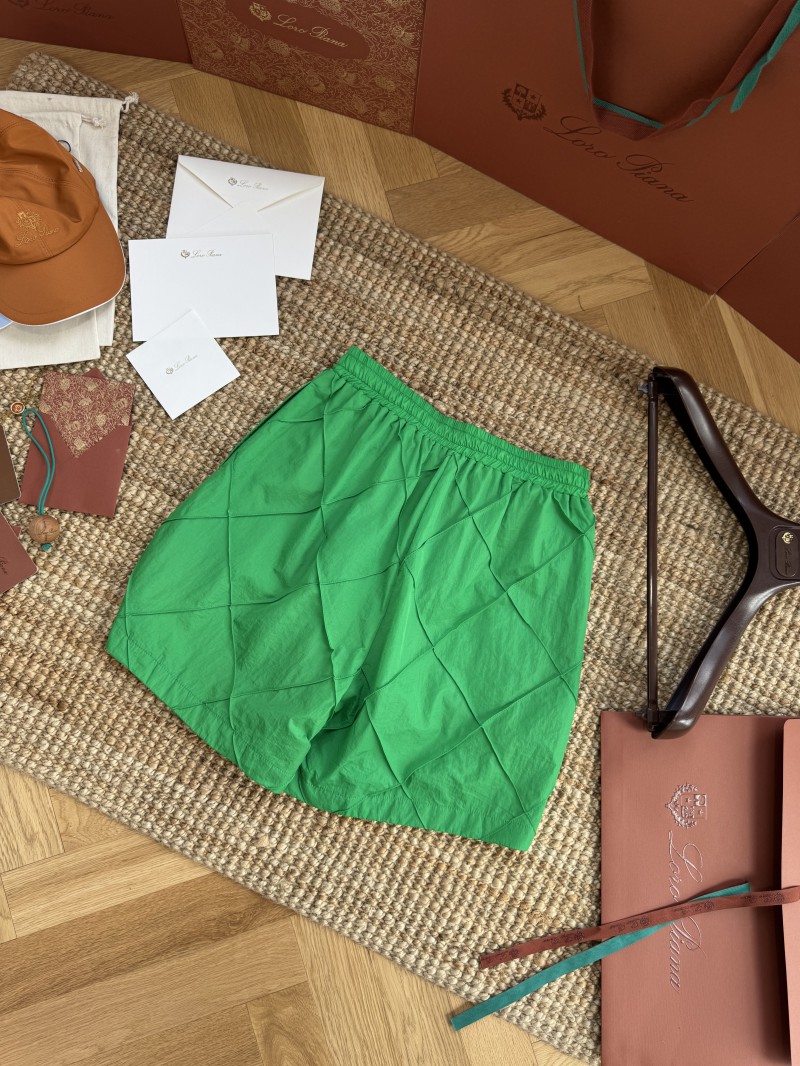 Bottega Veneta Diamond Pleated Casual Shorts Green 7
