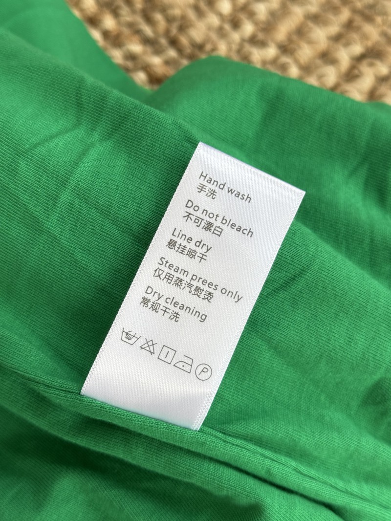 Bottega Veneta Diamond Pleated Casual Shorts Green 8