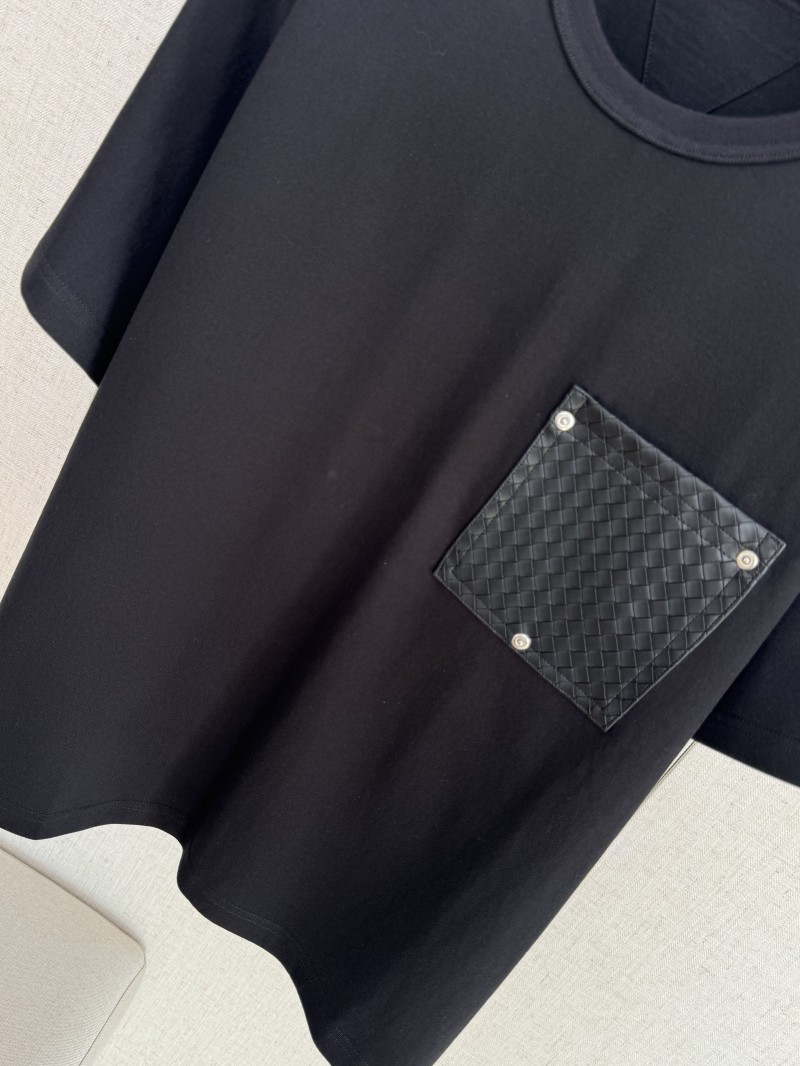 Bottega Veneta Braided Pocket Round Neck Short Sleeve Black 3