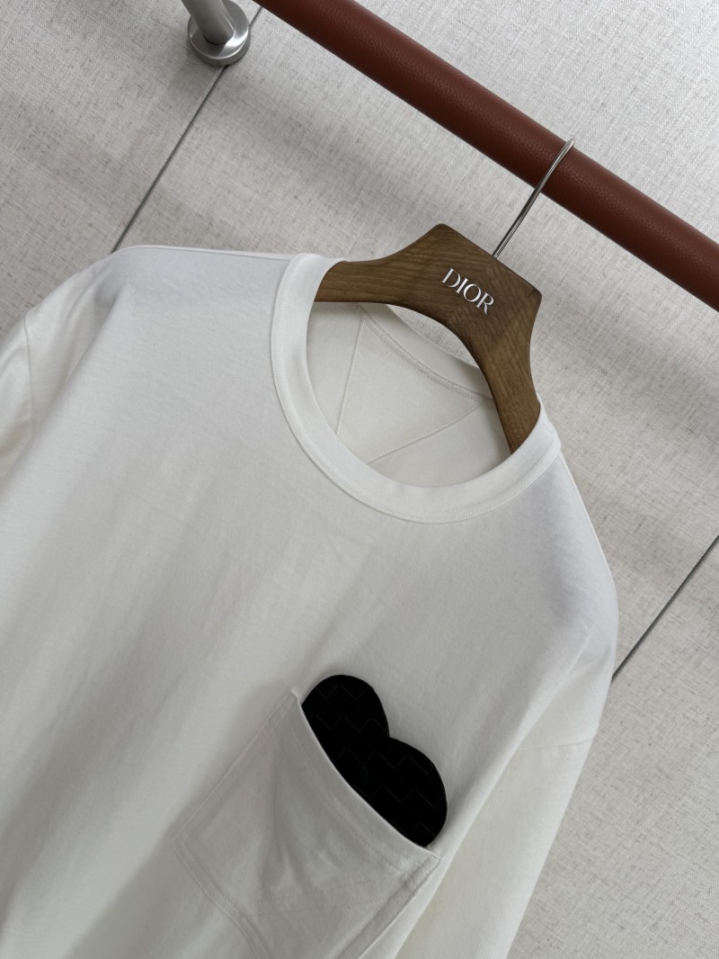 Bottega Veneta Round Neck Pocket Heart Short Sleeve White 2