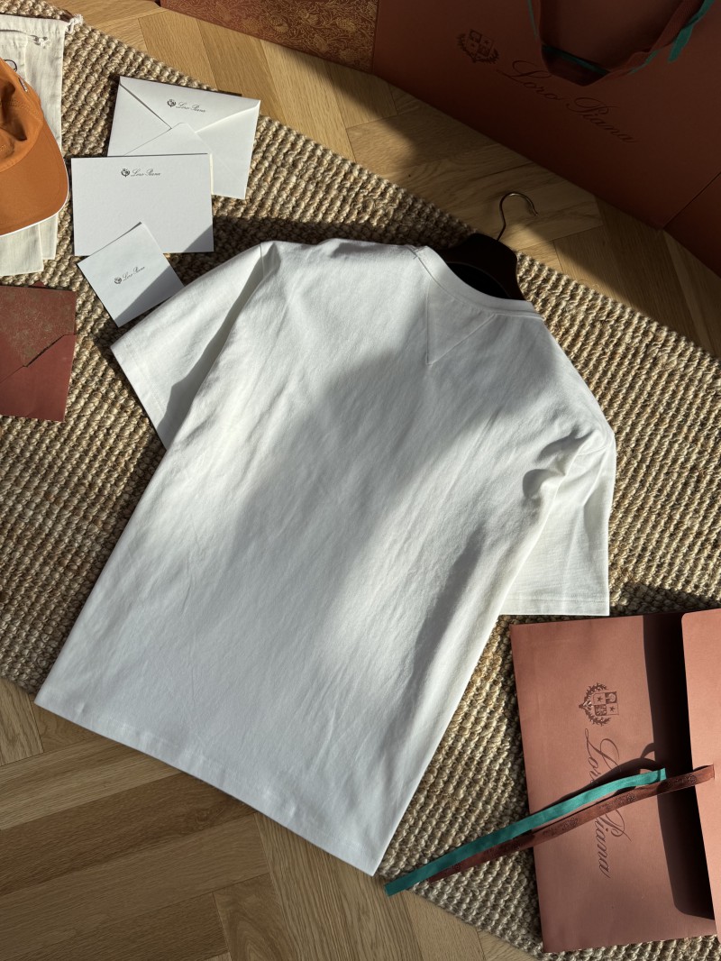 Bottega Veneta Round Neck Pocket Heart Short Sleeve White 7