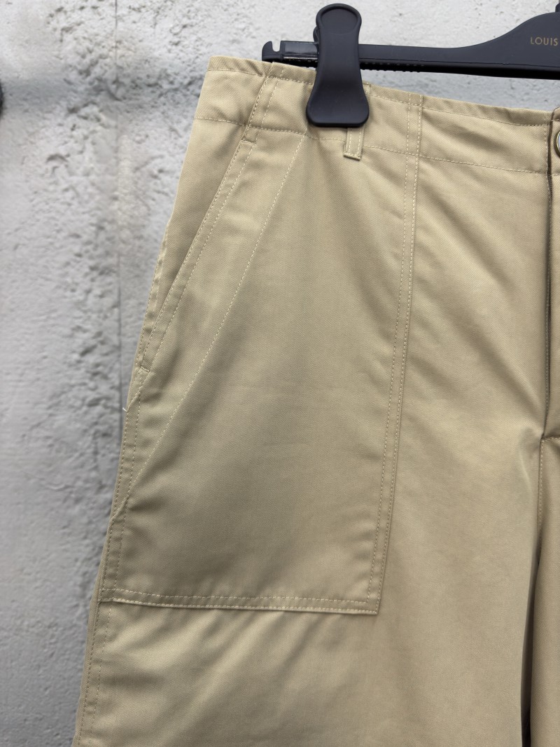 lv letter patch work shorts 3