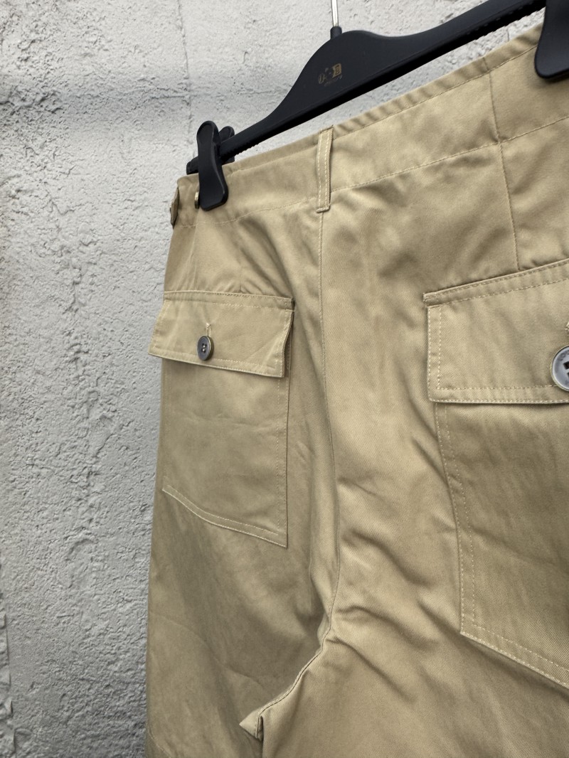 lv letter patch work shorts 8