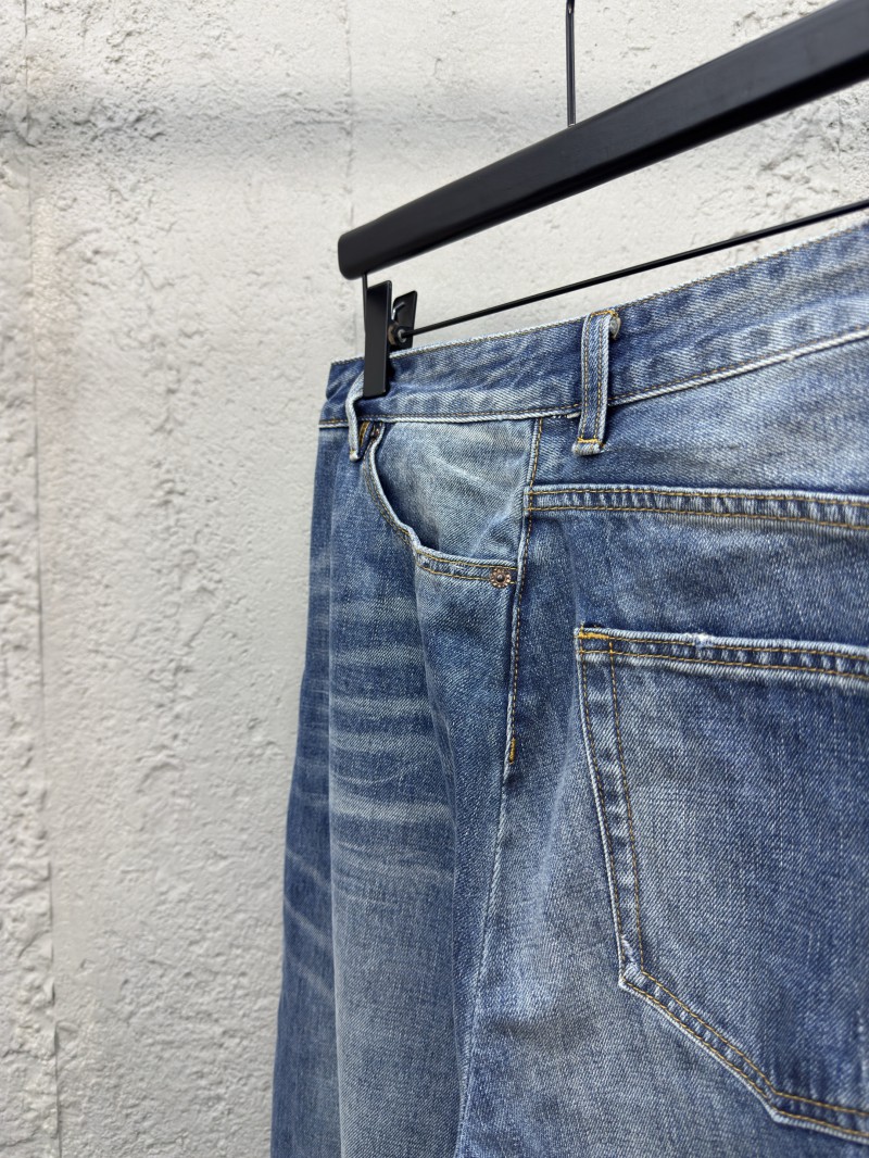 Maison Margiela paper label distressed jeans 1 8