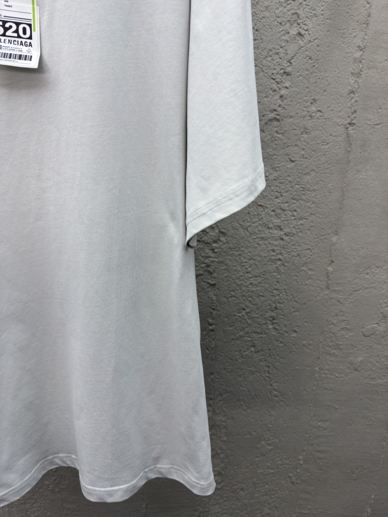 Balenciaga 520 Label Sticker Short Sleeve 1 6