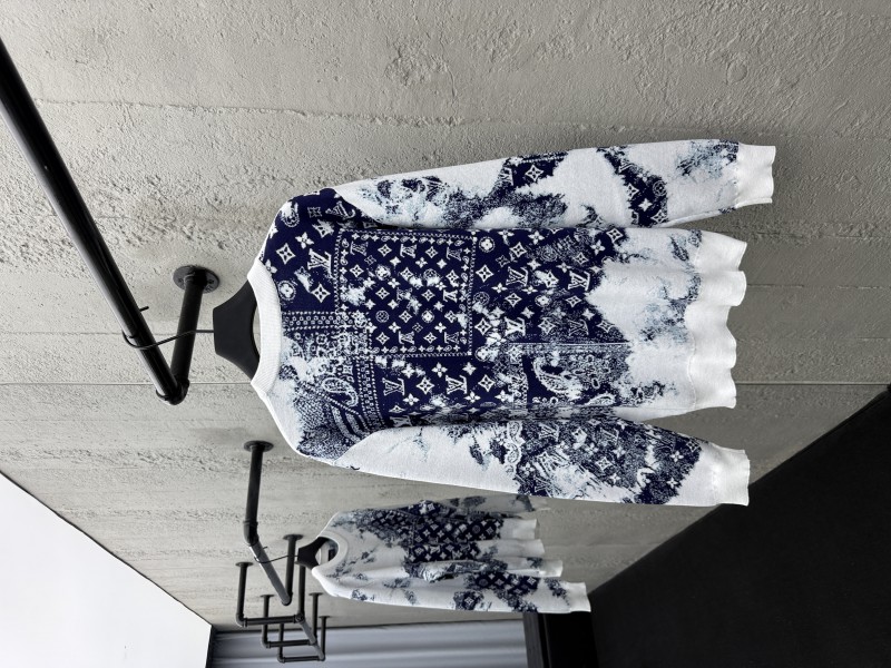 lv blue and white gradient sweater 1