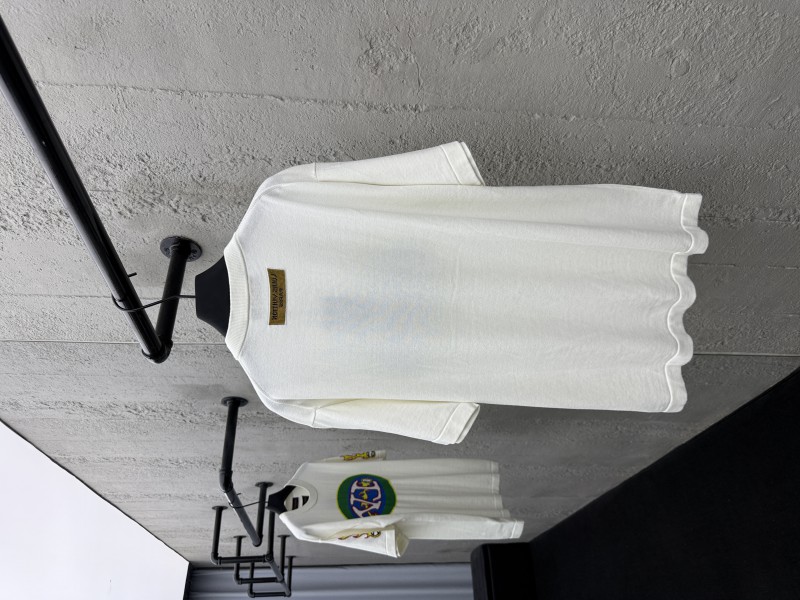 lv soccer flame knit short sleeve 1