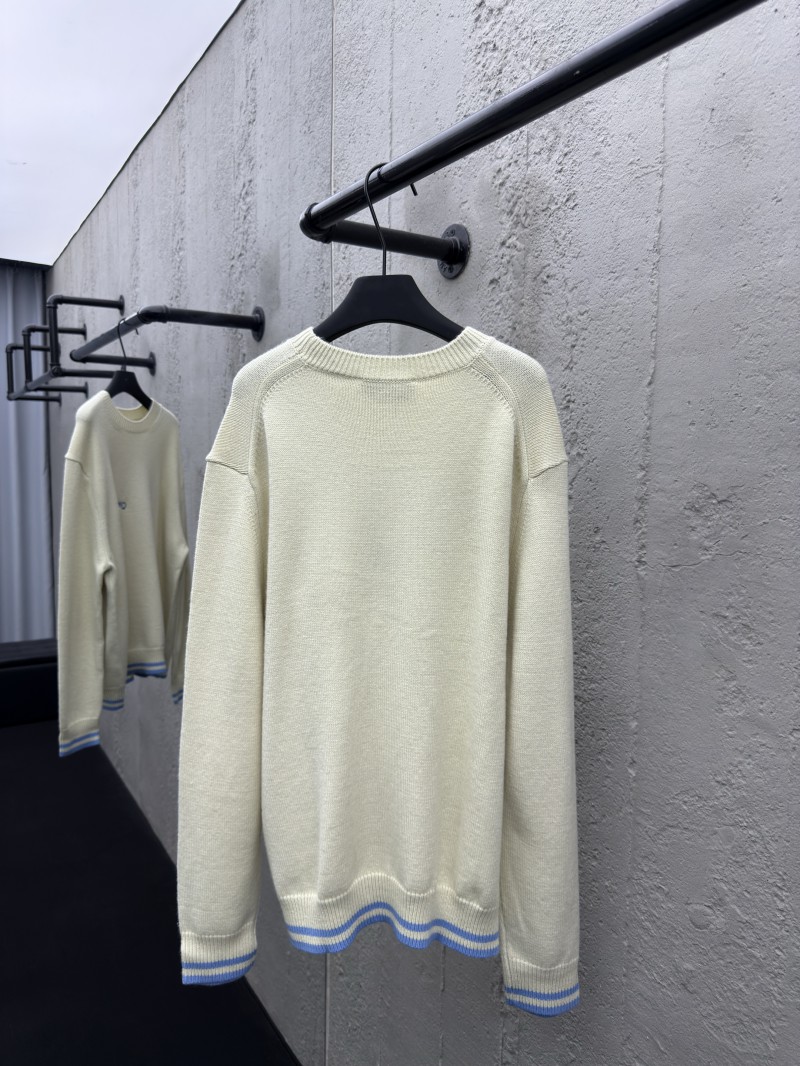 Dior Letter Embroidered Sweater 1