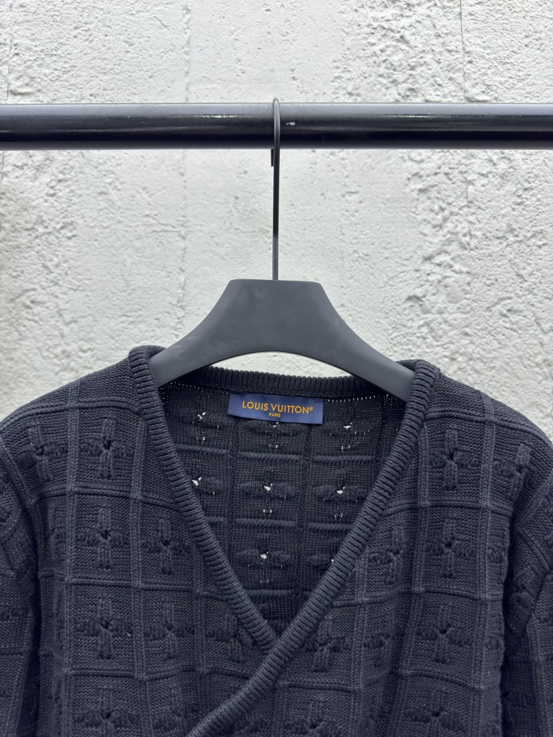 Lv twisted double-breasted knit cardigan 2
