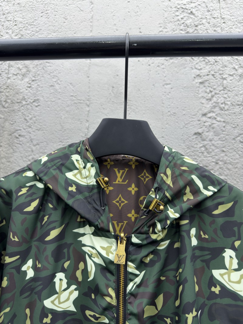 Lv Nigo co-branded reversible hooded jacket coat 4