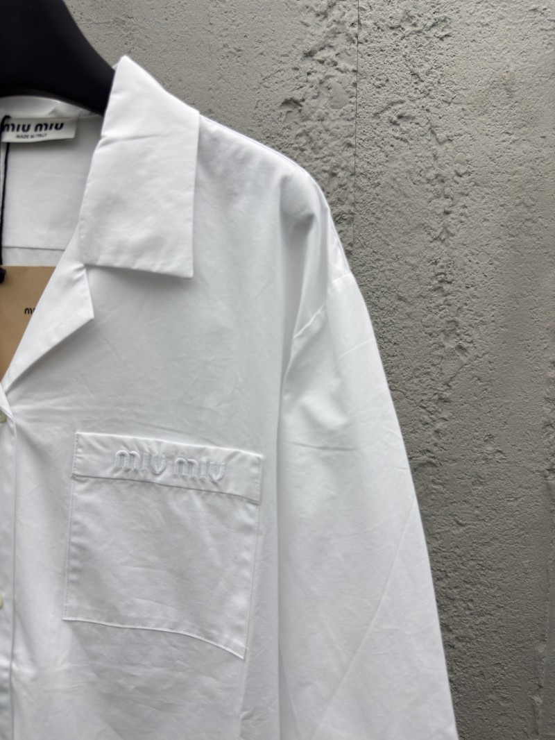 Miu Miu 24SS poplin textured shirt 1 4