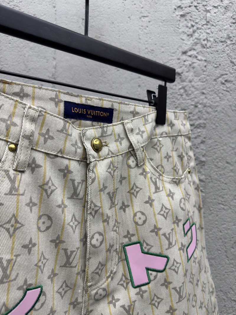 Lv Full Stamp Denim Shorts 7
