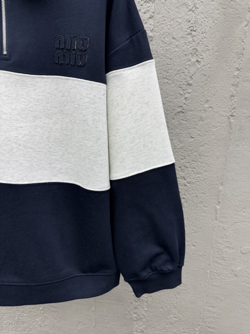 Miu Miu Embroidered Logo Color Block Polo Shirt 6