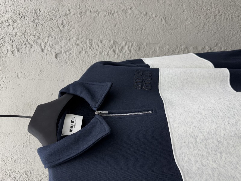 Miu Miu Embroidered Logo Color Block Polo Shirt 7