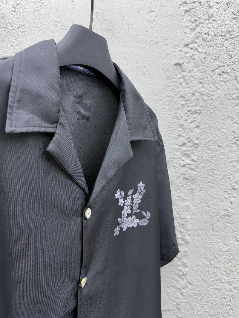 Lv x Nigo Joint Printed Silk Short Sleeve 7