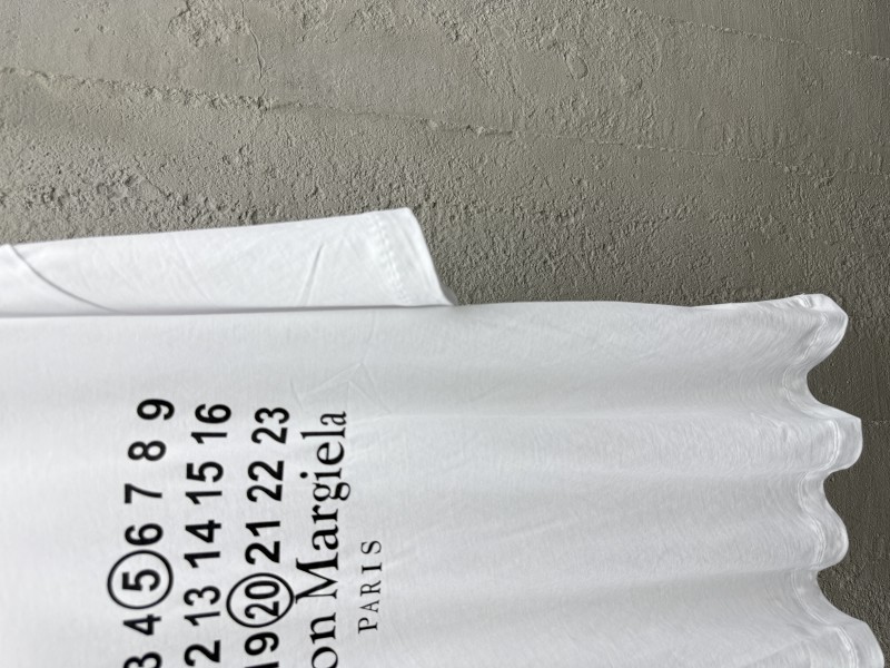 Maison Margiela 520 Limited Edition Printed T-Shirt 2 6