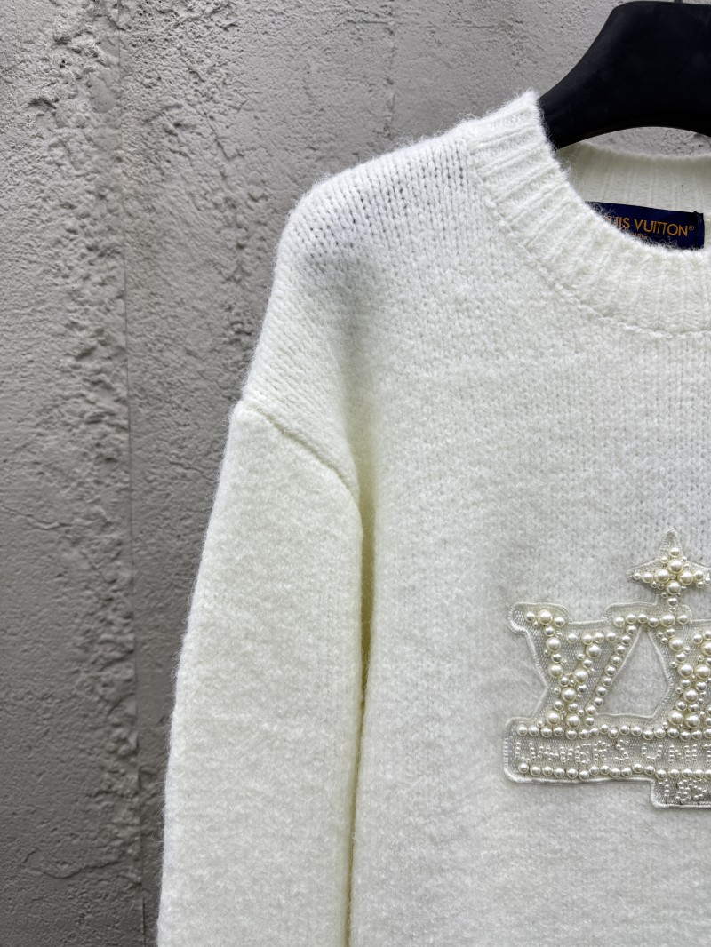 LV Embroidered Pearl Logo Knit Sweater 3