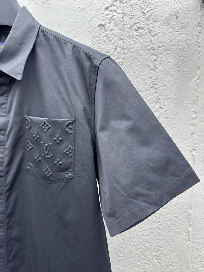 LV Monogram Pocket Short-Sleeve Shirt 2 4