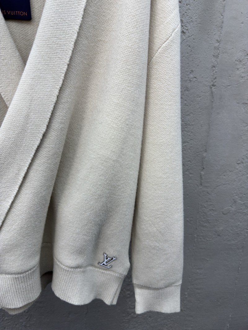 LV Hand-stitched logo wool cardigan 6