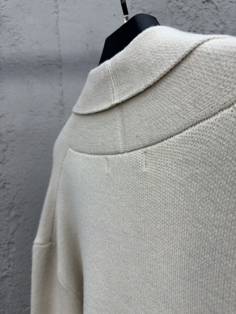 LV Hand-stitched logo wool cardigan 8