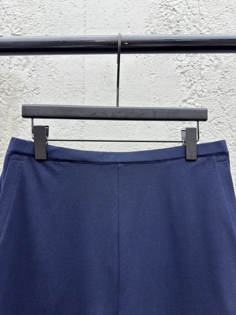 Miu Miu 25SS Embroidered Casual Shorts 2