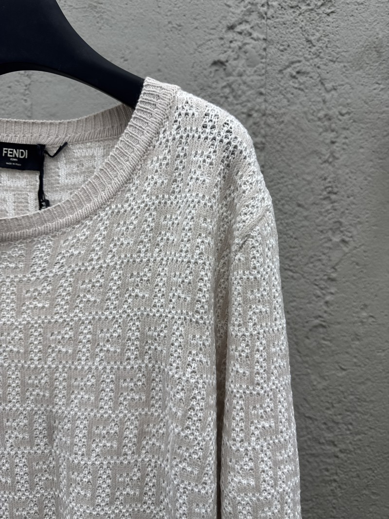 Fendi Solid Color Round Neck Long Sleeve Sweater 4
