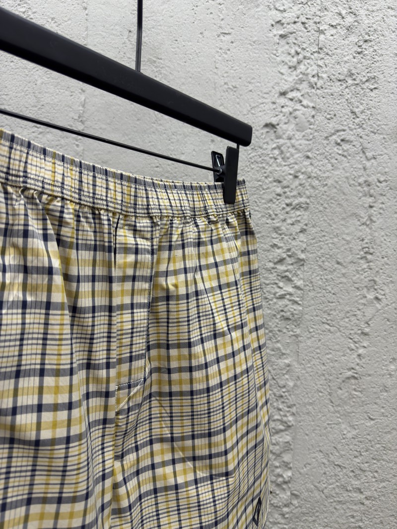 Dior checkered pattern shorts 7