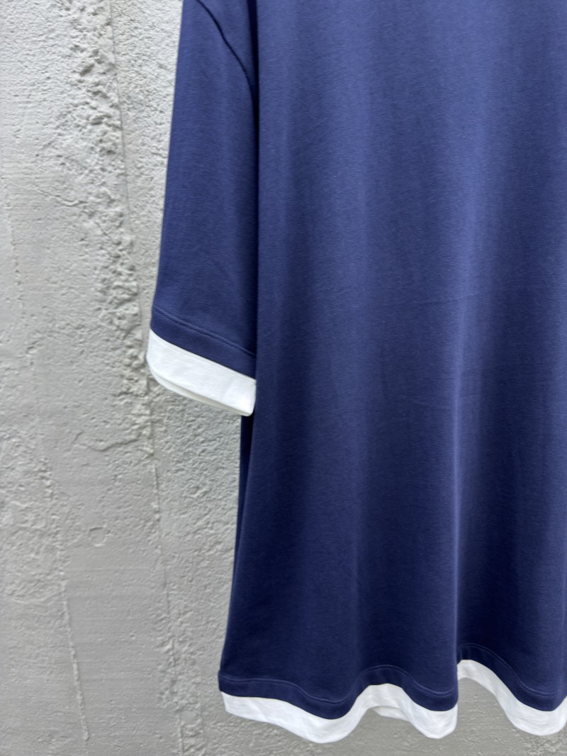 Prada Round Neck Micro Logo Straight Short Sleeve T-Shirt 1 5