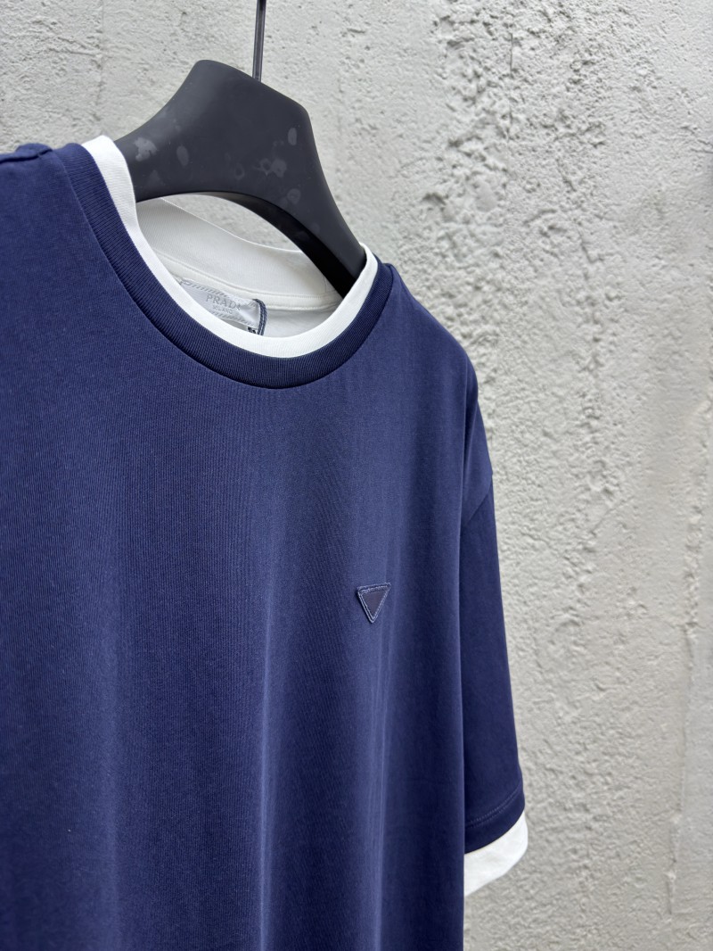 Prada Round Neck Micro Logo Straight Short Sleeve T-Shirt 1 7