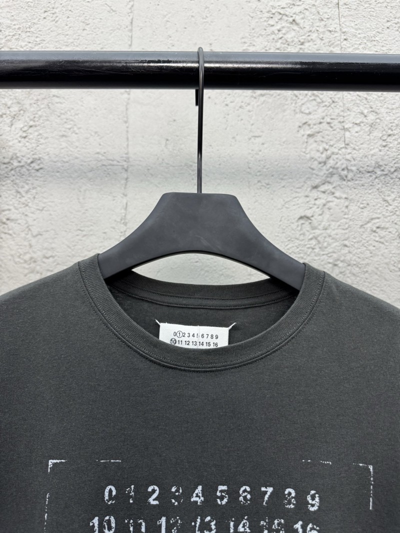 Maison Margiela Worn Digital Print Short-Sleeve 1 2