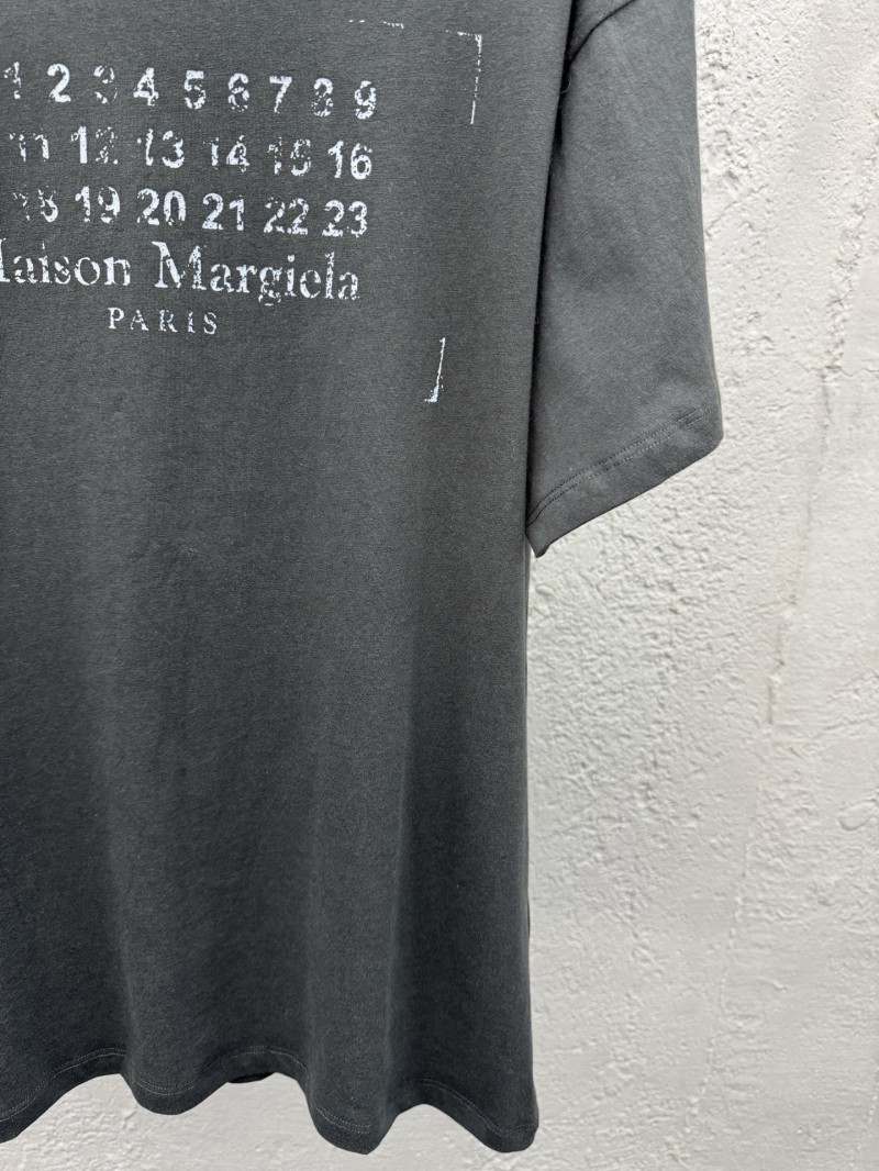Maison Margiela Worn Digital Print Short-Sleeve 1 6