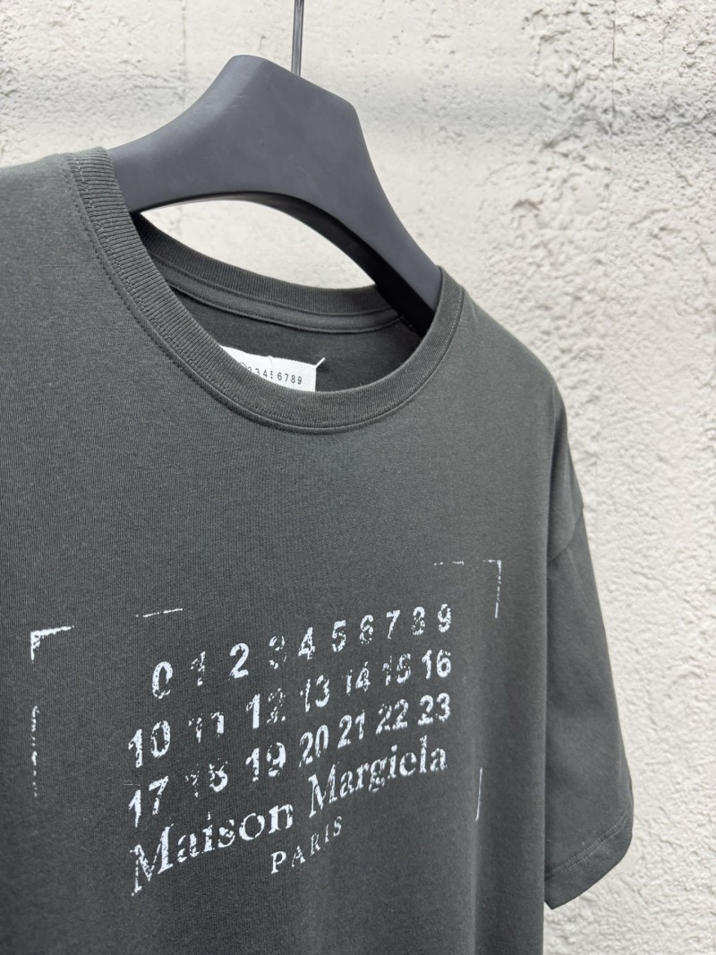 Maison Margiela Worn Digital Print Short-Sleeve 1 7