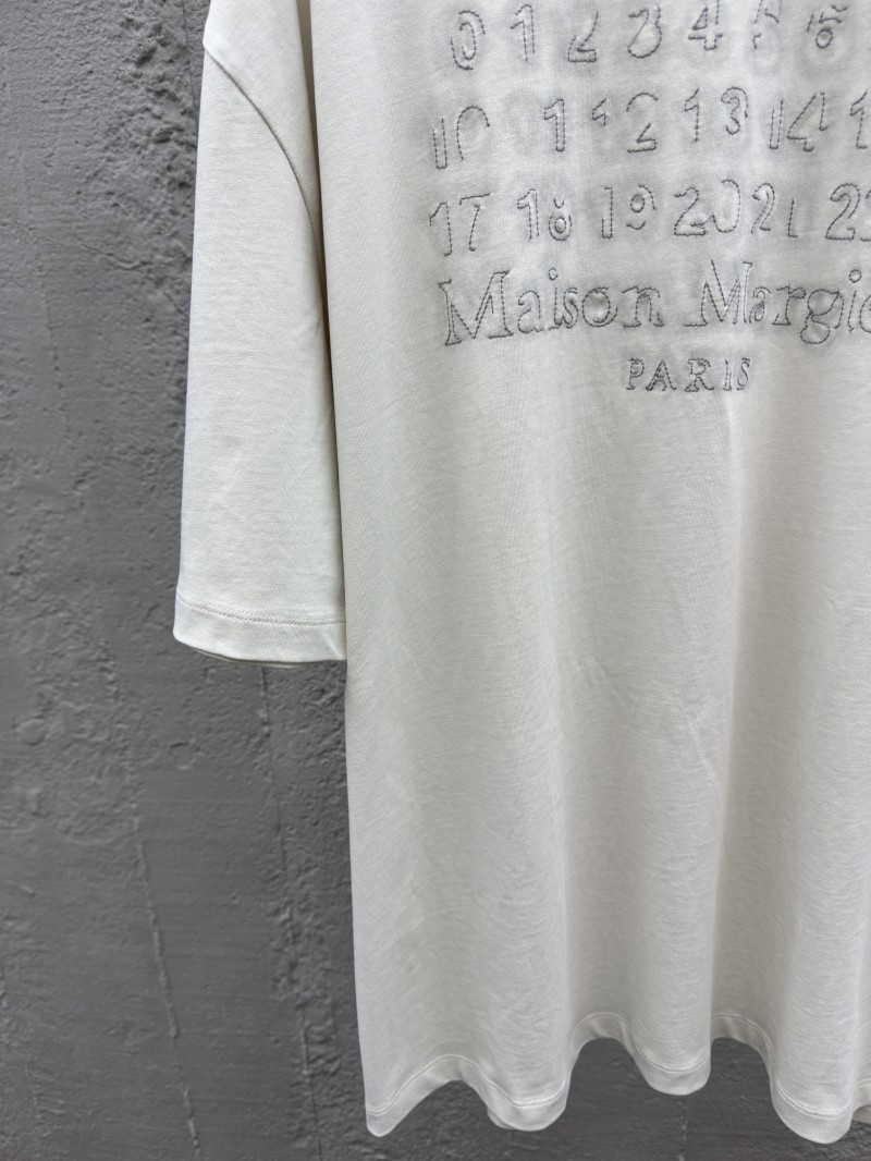 Maison Margiela Micro-Logo Stitching Decorated Short-Sleeve T-Shirt 5