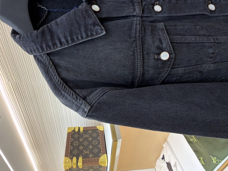 LV Sandwashed Tannin Embroidered Denim Jacket 3