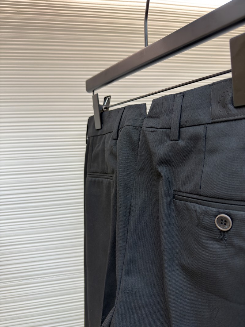 LV Blason Jacquard Solid-Color Trousers 8