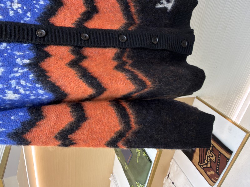 LV Wavy Snowflake Knit Cashmere Sweater 5