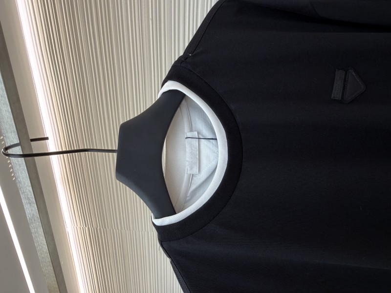 Prada Solid Color Crew Neck Long Sleeve Sweatshirt 2