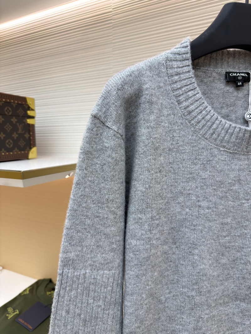 Chanel Bookbag Buckle Long-Sleeve Sweater 2 3