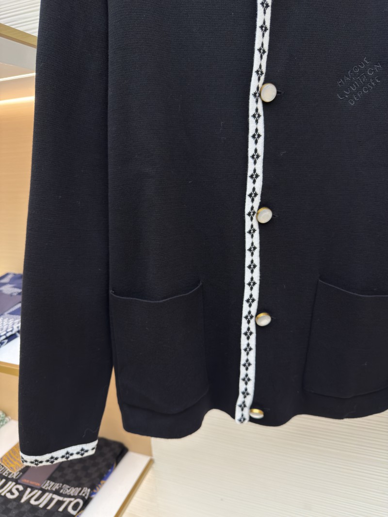LV Knitwear Academy Style Blazer 5