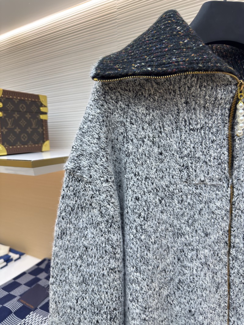 LV Letter Print Zipper Collar Long-Sleeve Knit Sweater 5