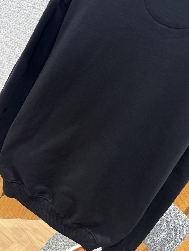 Fendi Logo Crewneck Sweatshirt 7