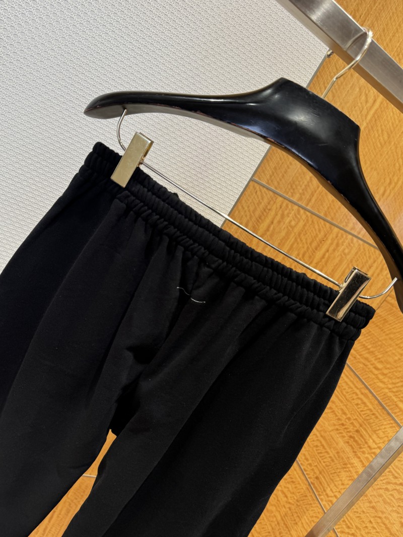 Maison Margiela Digital Tape Label Casual Pants 7