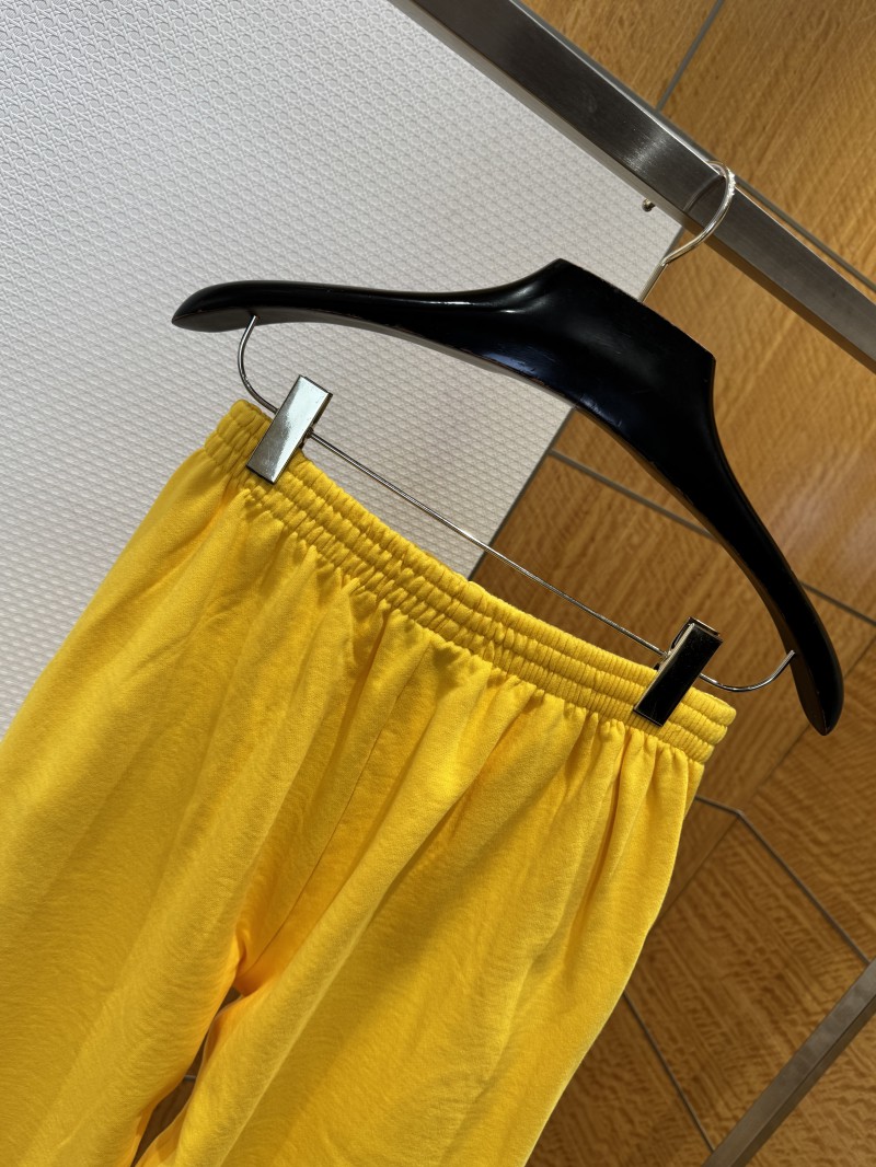 Balenciaga Embroidered Casual Pants 7
