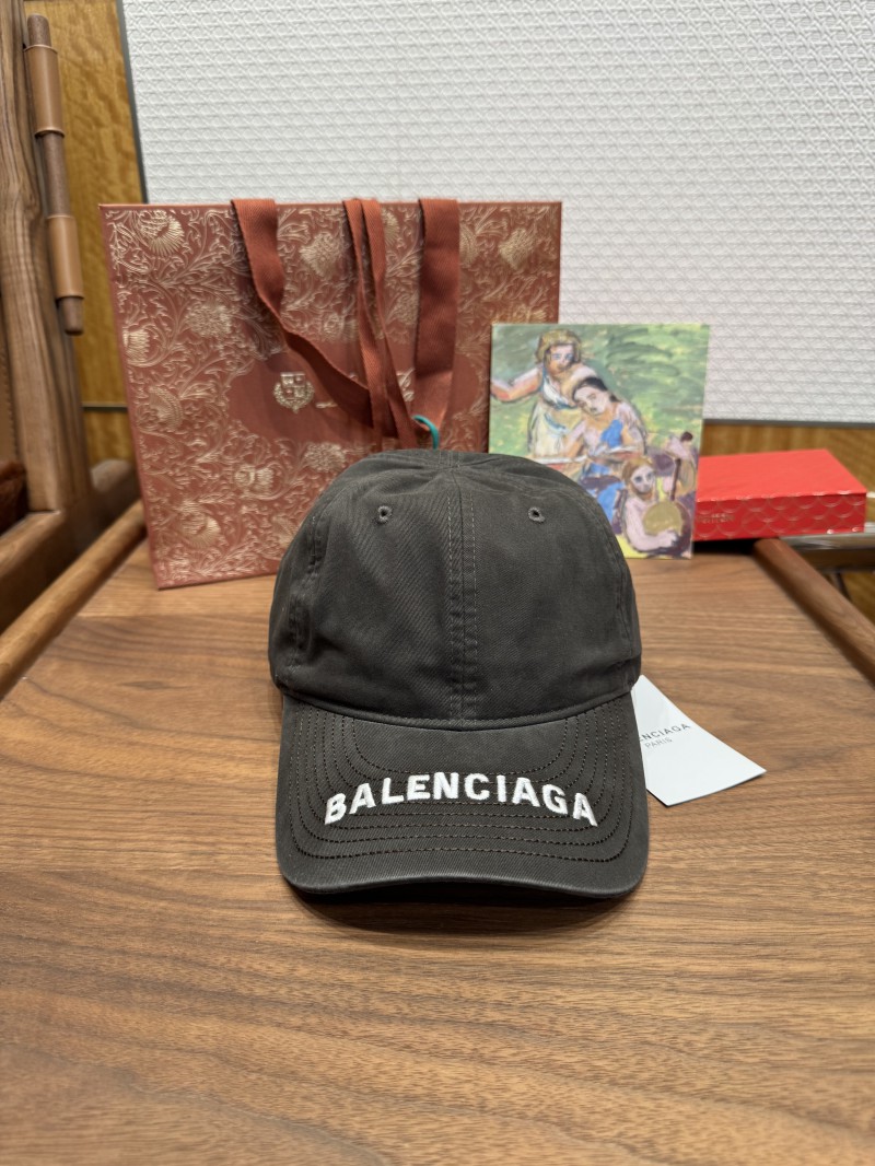 Balenciaga Letter Embroidered Baseball Cap 1